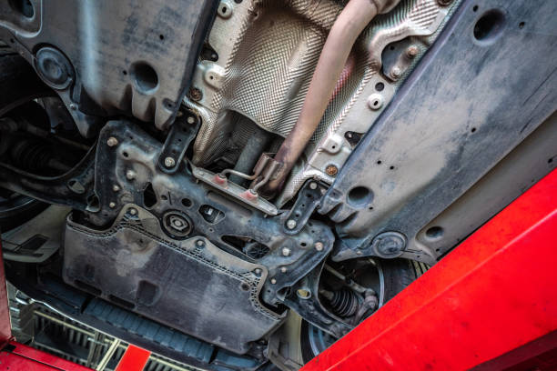 Miért kezdődik az autó kezelhetősége a vezérlőkar perselyével?